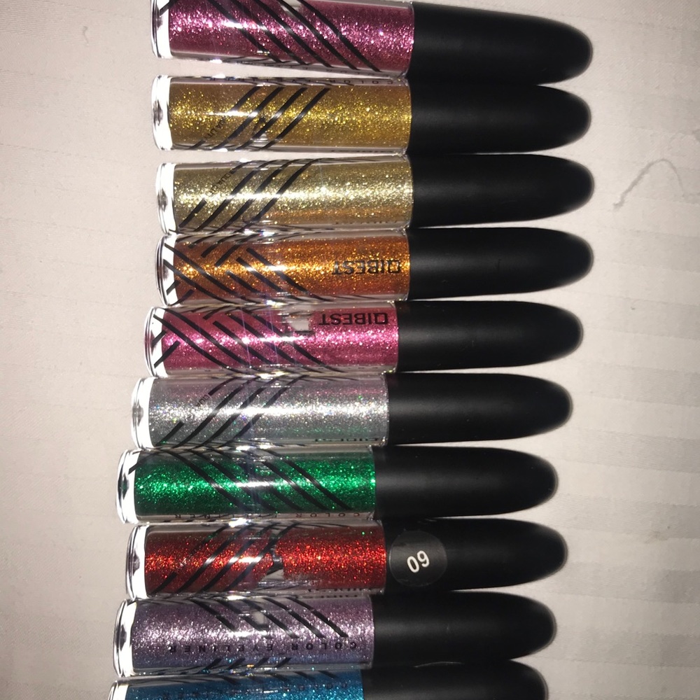 Eyeliner glitter